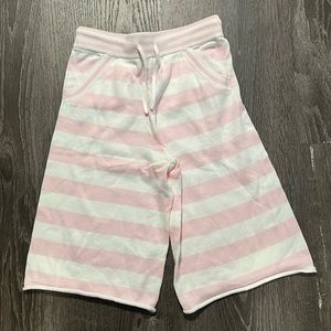 MINNIE ROSE***Girls Cropped Pink/White Shorts****Size 6 $118